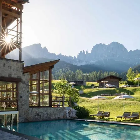 Hotel Cyprianerhof Dolomit