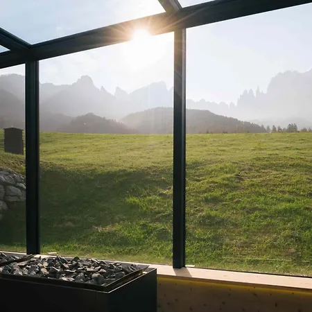 Hotel Cyprianerhof Dolomit 5*