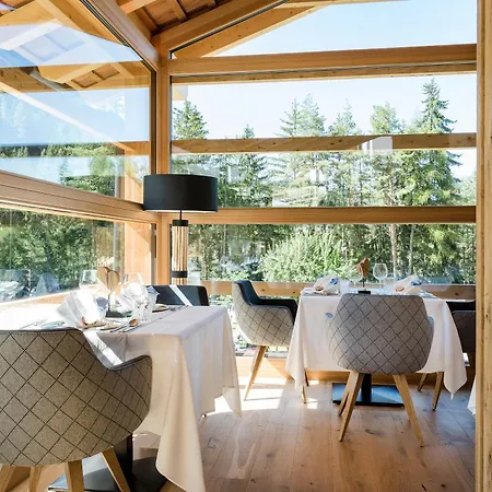 Cyprianerhof Dolomit Hotel 5*